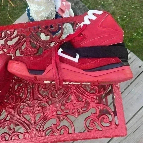 Patrick Ewing red suede high tops. Men’s size 9.5. - Picture 6 of 11